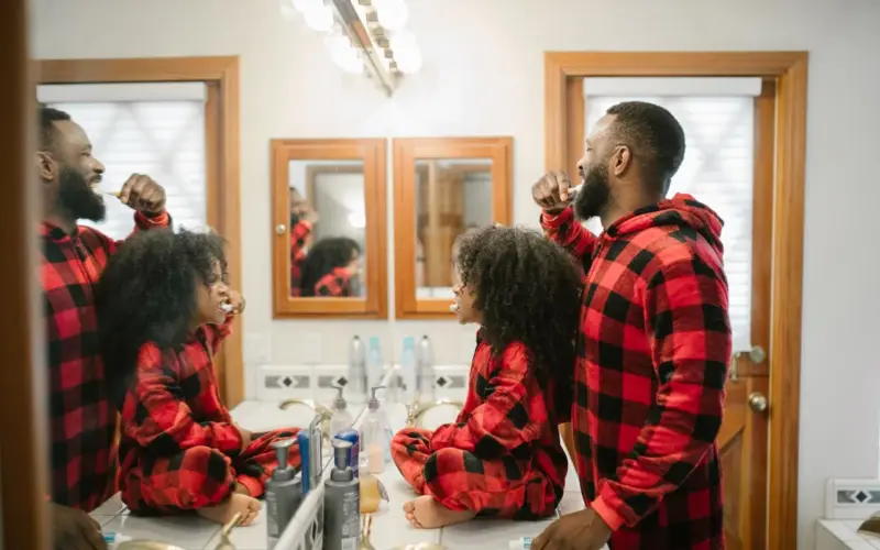 4 approches comparées pour l'hygiène bucco-dentaire des enfants de 0 à 6 ans